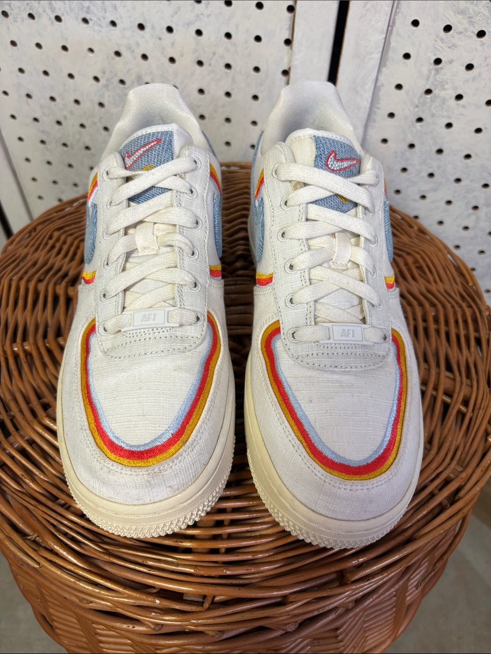 Nike AF1 - Picture 3 of 11